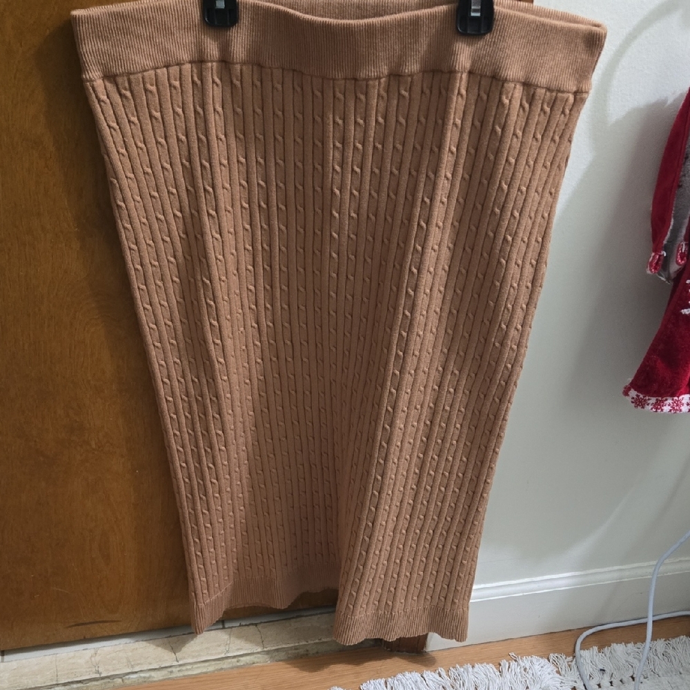 Anne Klein Ribbed Knit Brown Skirt